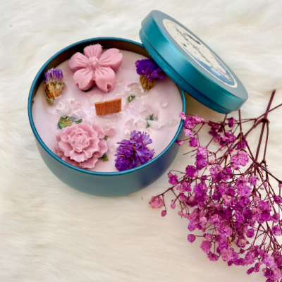 Bougie lilas avec améthyste
