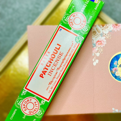 Encens au patchouli